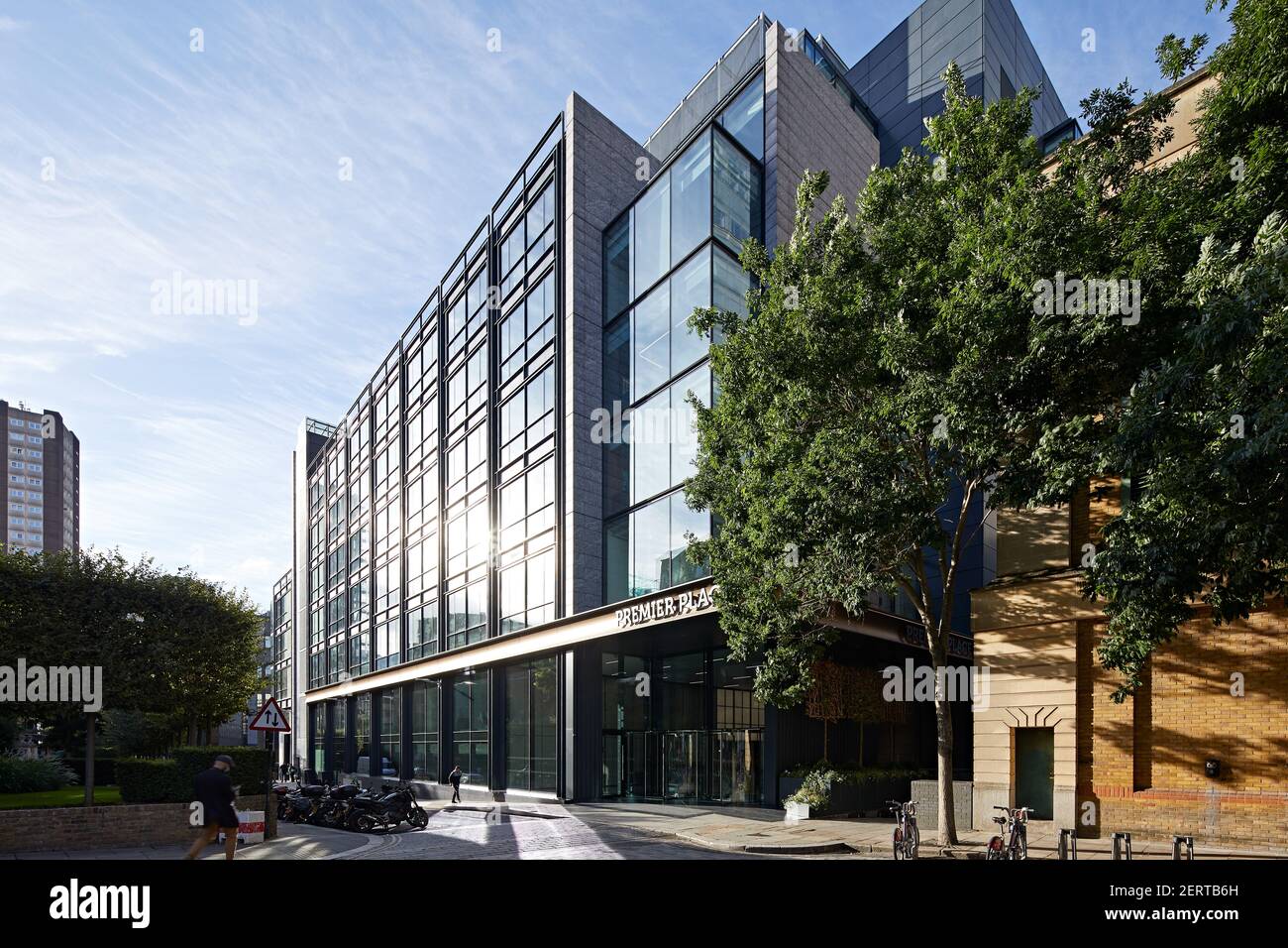 Élévation avant de Devonshire Square. Premier place, City of London, Royaume-Uni. Architecte: Stiff + Trevillion Architects, 2019. Banque D'Images