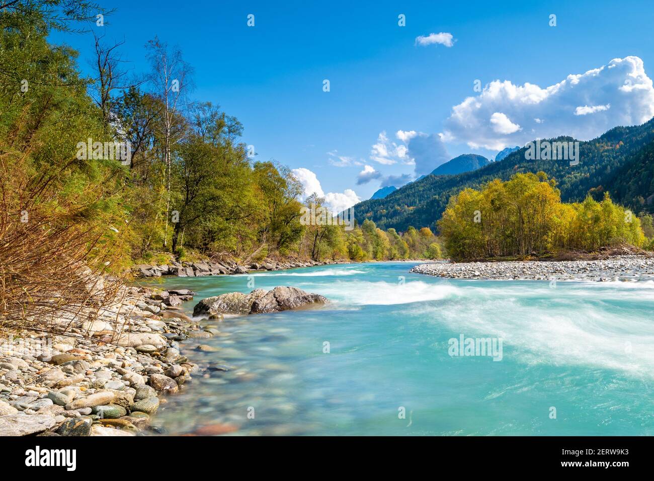 Alpin River Isel dans le Tyrol de l'est de l'Autriche Banque D'Images