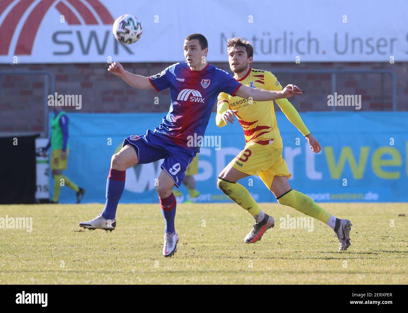 Firo: 28.02.2021 Fuvuball: Soccer: 3e saison Bundesliga 2020/21 KFC Uerdingen Krefeld - MSV Duisburg action individuelle, Mike Feigenspan, KFC | utilisation dans le monde entier Banque D'Images