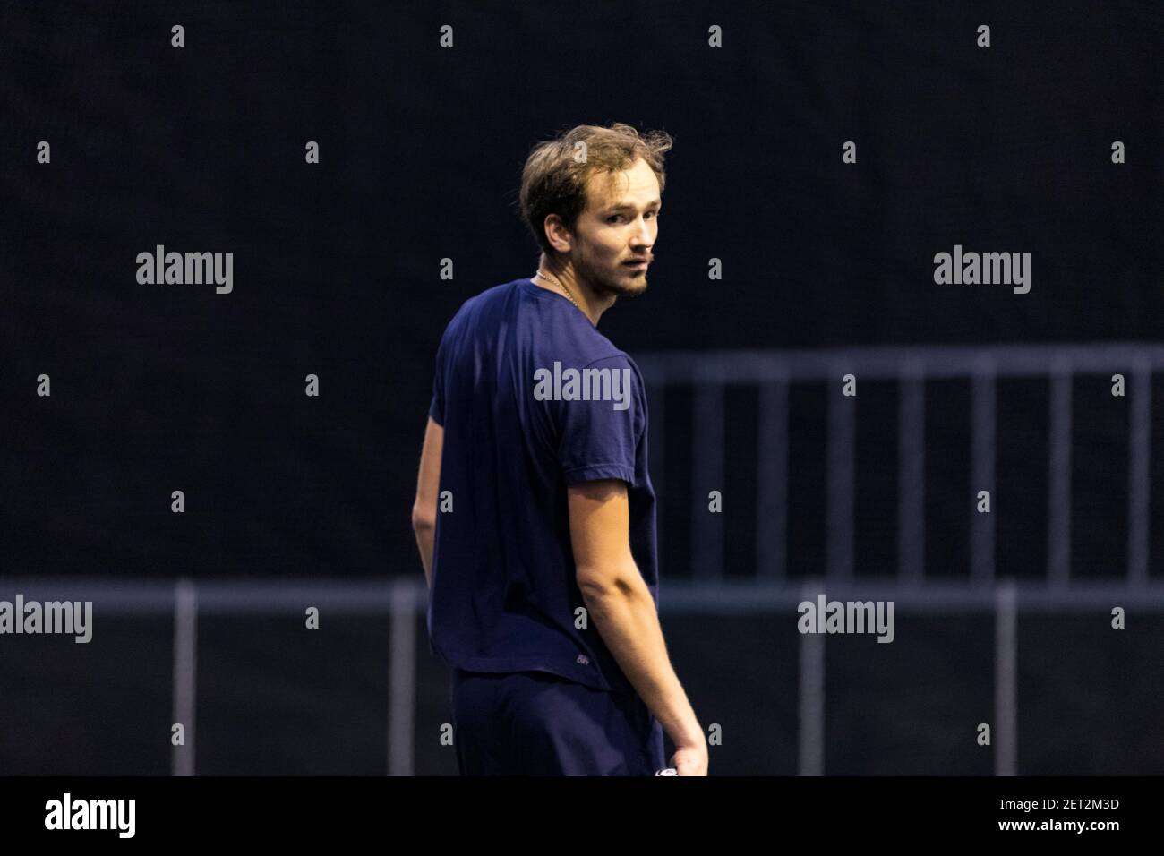 Rotterdam, pays-Bas, 28 février 2021, tournoi de tennis mondial ABNAMRO, Ahoy, Practice. Danill Medvedev (RUS).photo : www.tennisimages.com Banque D'Images