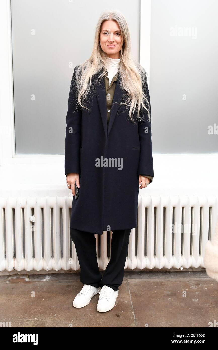 Sarah Harris au salon de la mode de la collection Diane von Furstenberg de  l'automne 2017 qui s'est tenu à la galerie Sean Kelly le 12 février 2017.  (Photo de Jonas Gustavsson) ***