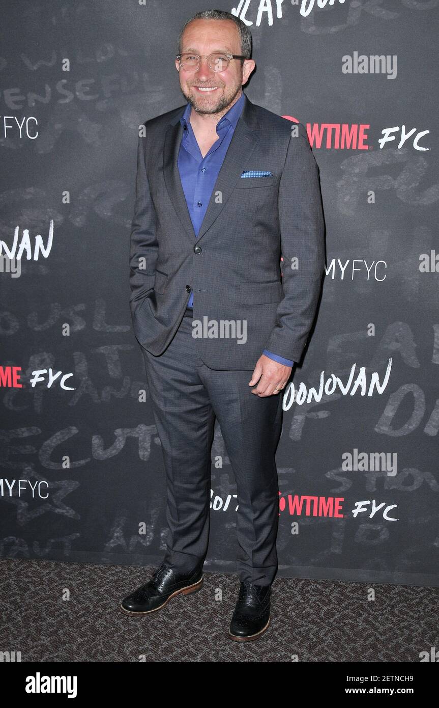 Eddie Marsan arrive à l'événement « Ray Donovan » saison 4 FYC de Showtime  qui s'est tenu au DGA Theatre de Los Angeles, Californie, le mardi 11 avril  2017. (Photo de la