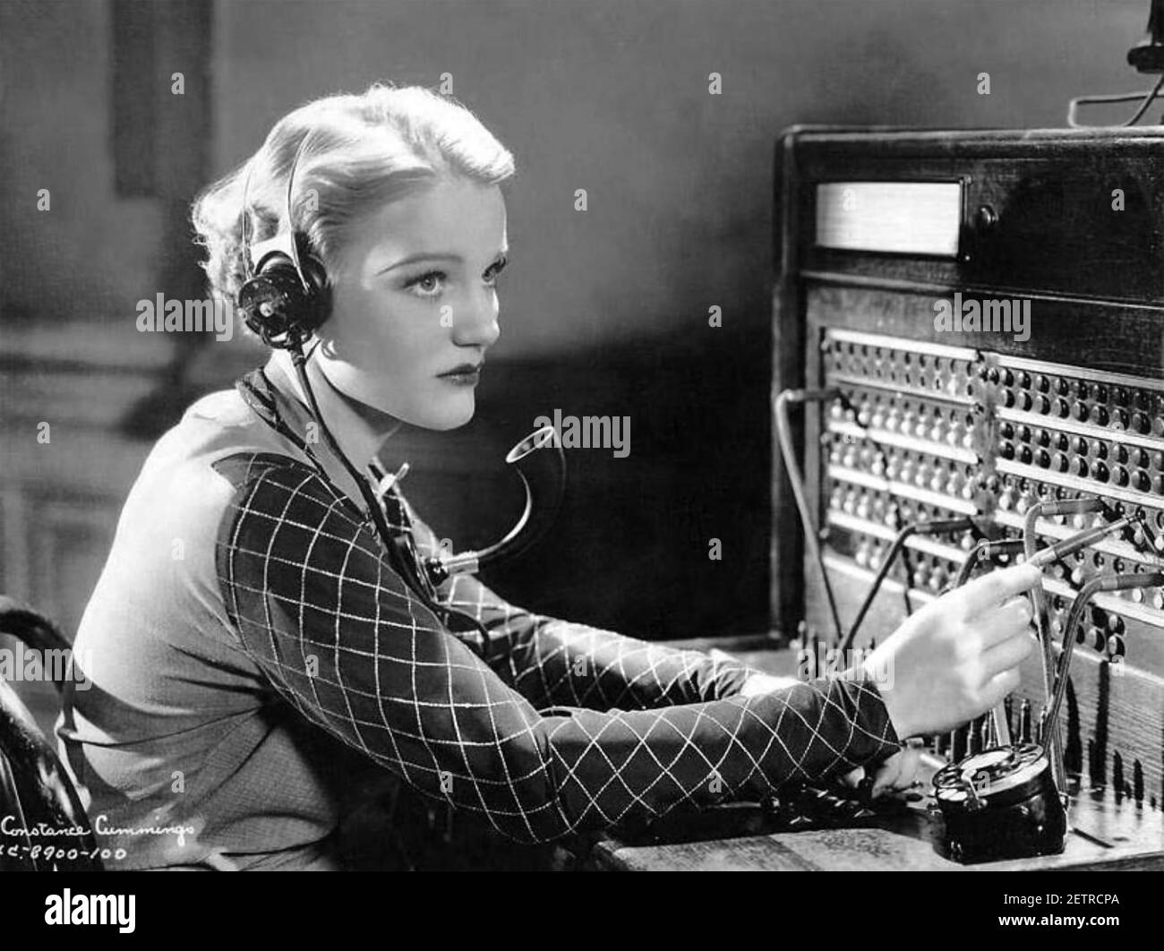 RECHERCHE DE PROBLÈMES 1934 20th Century Pictures film avec Constance Cummings Banque D'Images