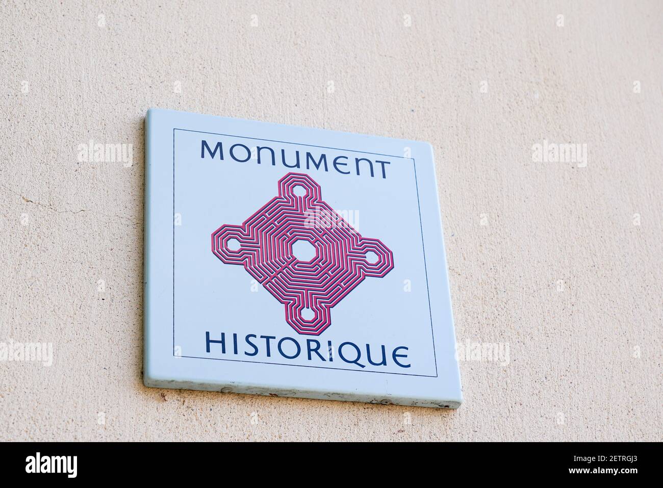 Bordeaux , Aquitaine France - 12 28 2020 : logo et signe du Monument  historique en français pour l'ancien Monument historique Photo Stock - Alamy