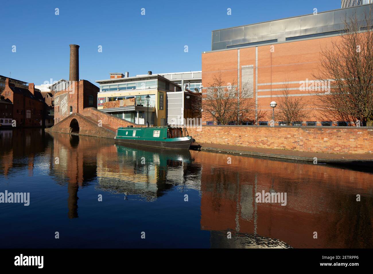 Le centre-ville de Birmingham est un site touristique de Regency Wharf pub sur le Birmingham Bassin de la marina Canal Old Line Banque D'Images