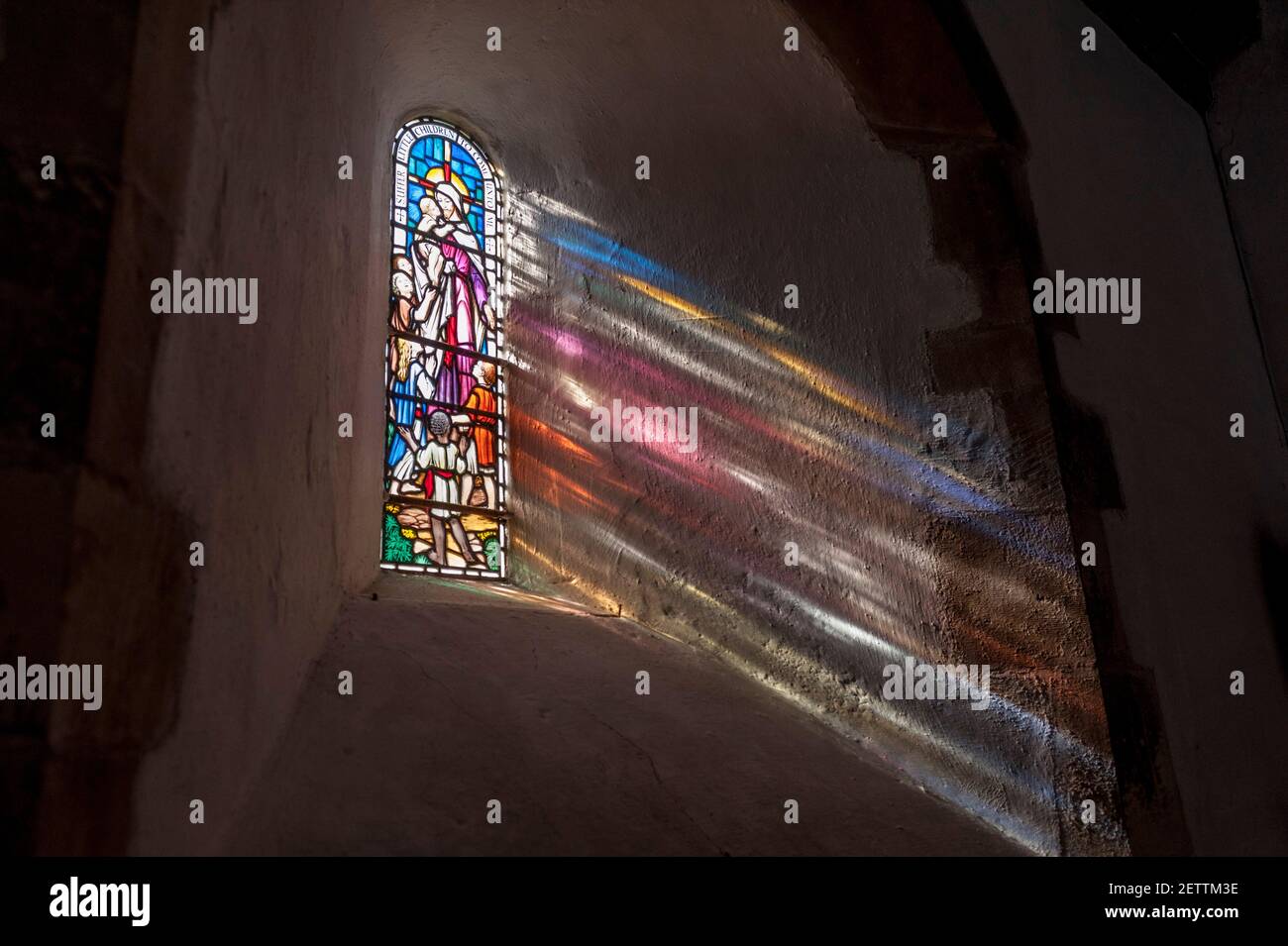 Fenêtre dans l'église de St Margaret d'Antioche à St Margaret's à Cliffe Dover Kent Banque D'Images