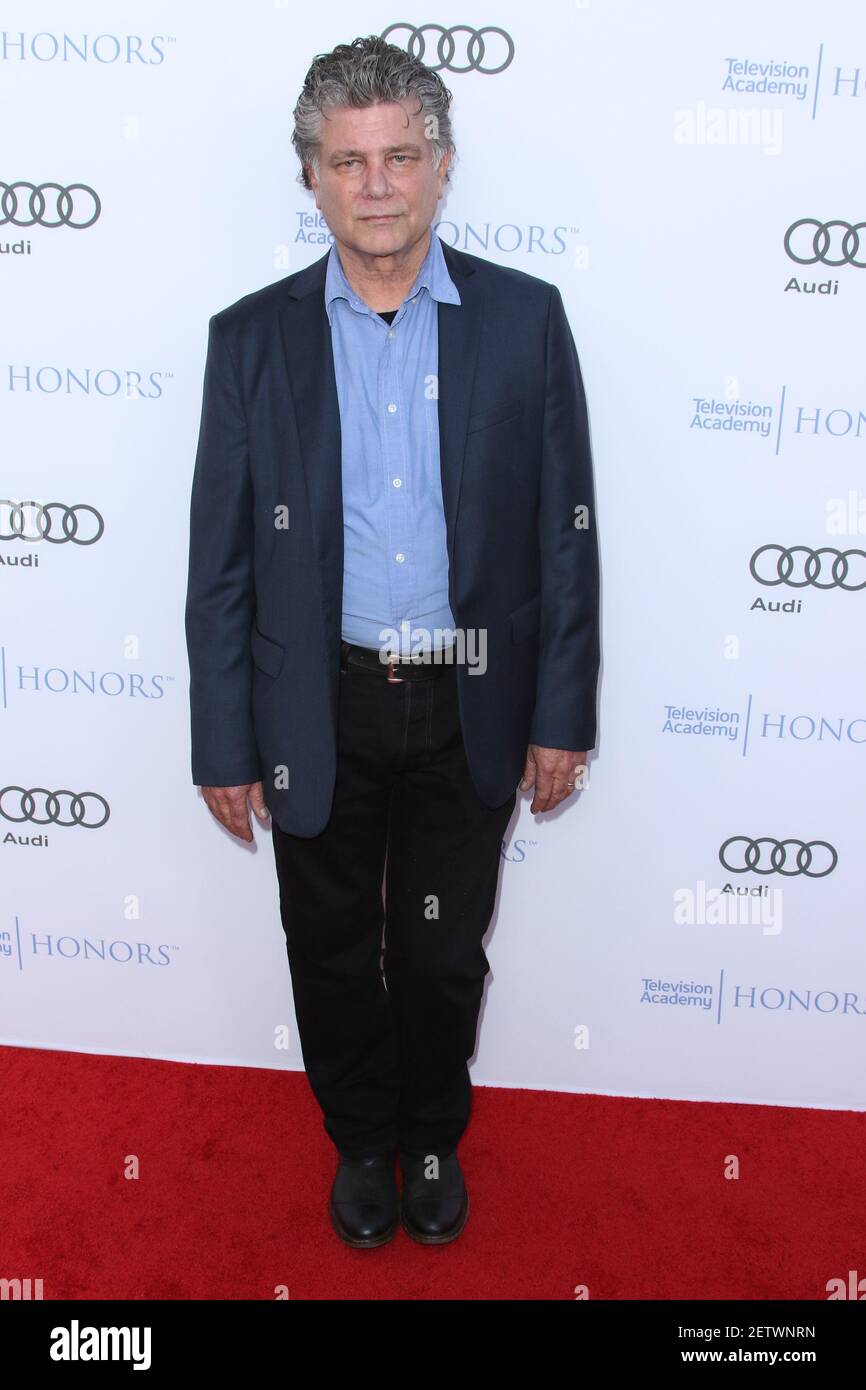 Le producteur Steve Zaillian à la 10e Académie annuelle de télévision distinctions honorifiques tenue à montage Beverly Hills le 08 juin 2017 à Beverly Hills, CA, Etats-Unis (photo de JC Olivera) *** Veuillez utiliser le crédit du champ de crédit *** Banque D'Images