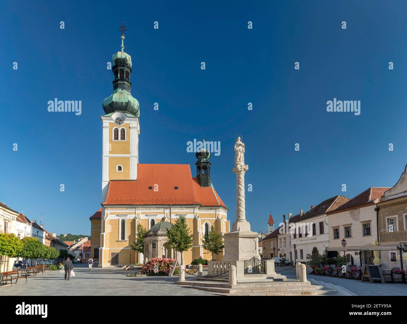 Église Saint-Emeric, 1618, colonne de la Vierge Marie, 1739, à Jurisics ter à Koszeg, Transdanubia occidentale, Hongrie, Europe centrale Banque D'Images