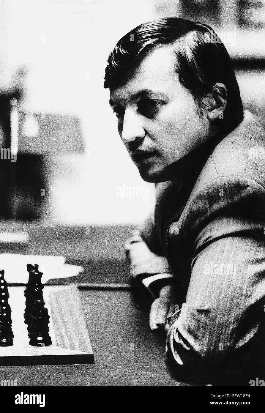 Anatoly Karpov Chess Grand maître de Russie aux Échecs du monde Championnat  tenu à Park Lane Hotel LondonDBase Photo Stock - Alamy