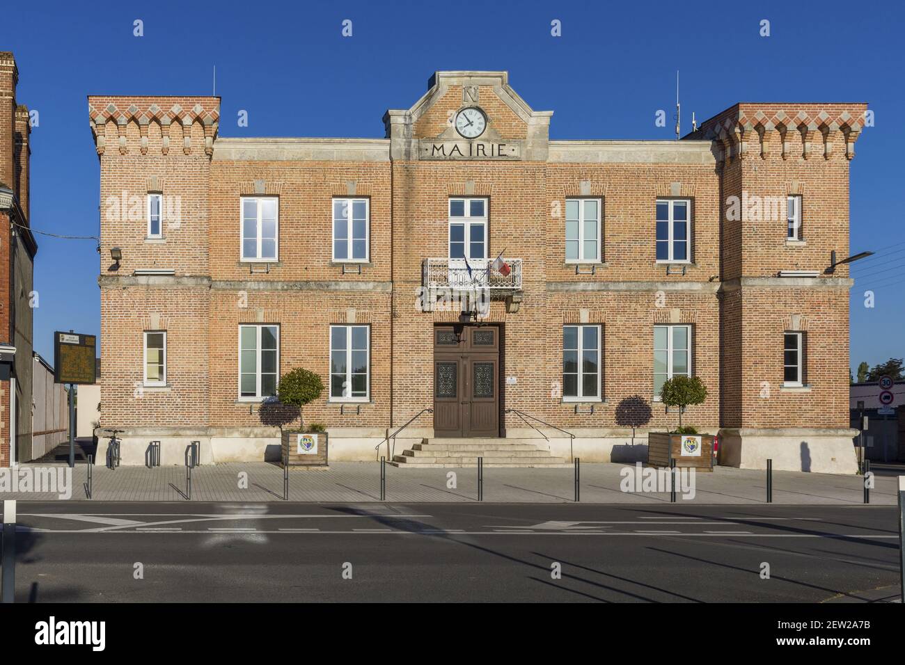 France, Loiret, vallée de la Loire classée au patrimoine mondial de l'UNESCO, Lamotte-Beuvron, mairie Banque D'Images