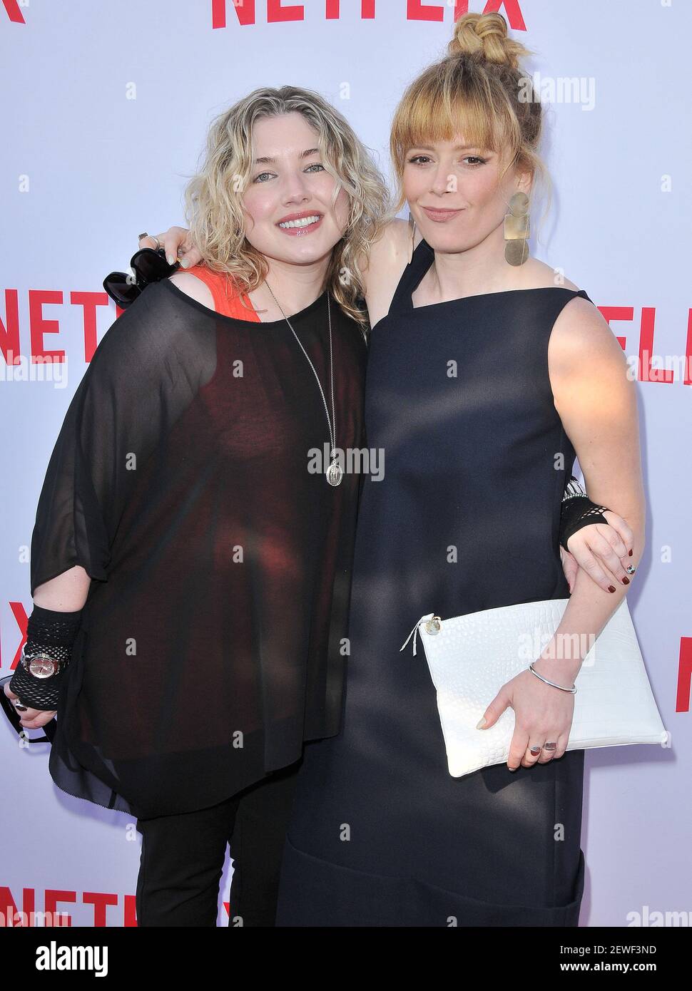 Orange Is The New Black Directrice G-D) Jennifer Euston et Natasha Lyonne, directrice du casting « Orange is A New  Black », arrivent au spectacle NETFLIX Special Emmy Season Casting organisé  au Paramount Theatre, Paramount Picture Studios à