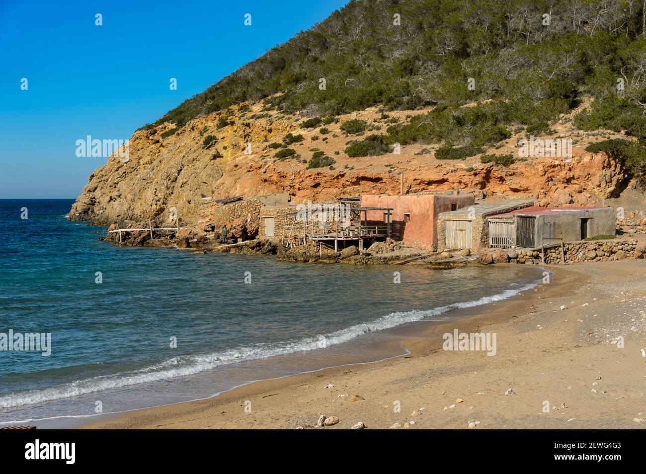 Maison De Pêcheur à Vendre Ibiza Plage de Benirras, Ibiza, Espagne - 31 janvier 2020 : maison de pêcheur sur  la plage de Benirras, partie nord de l'île d'Ibiza. Ces maisons shelte  Photo Stock - Alamy