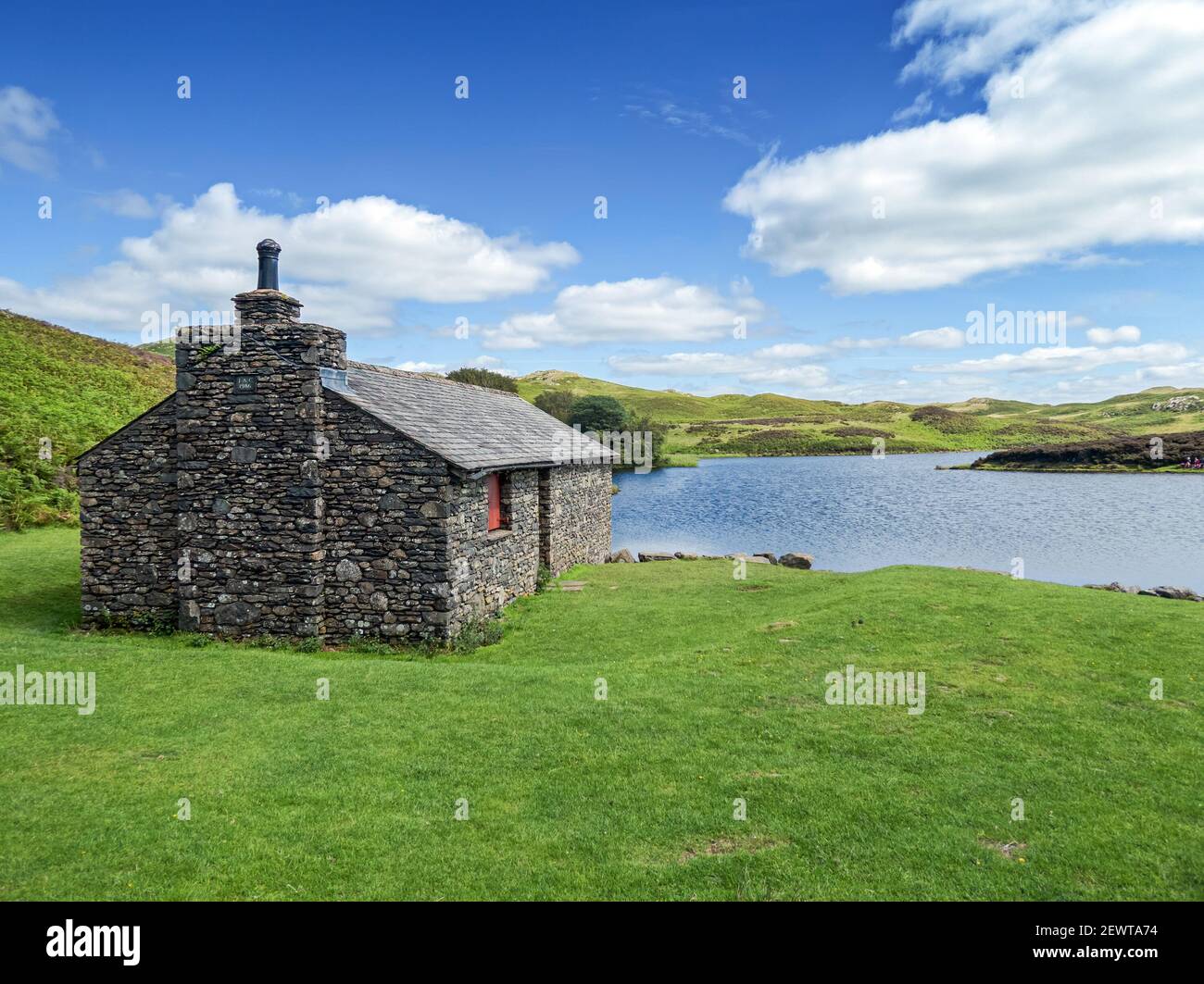 Gurnal Dubbs : un petit Tarn près de Staveley, dans le district des lacs anglais Banque D'Images