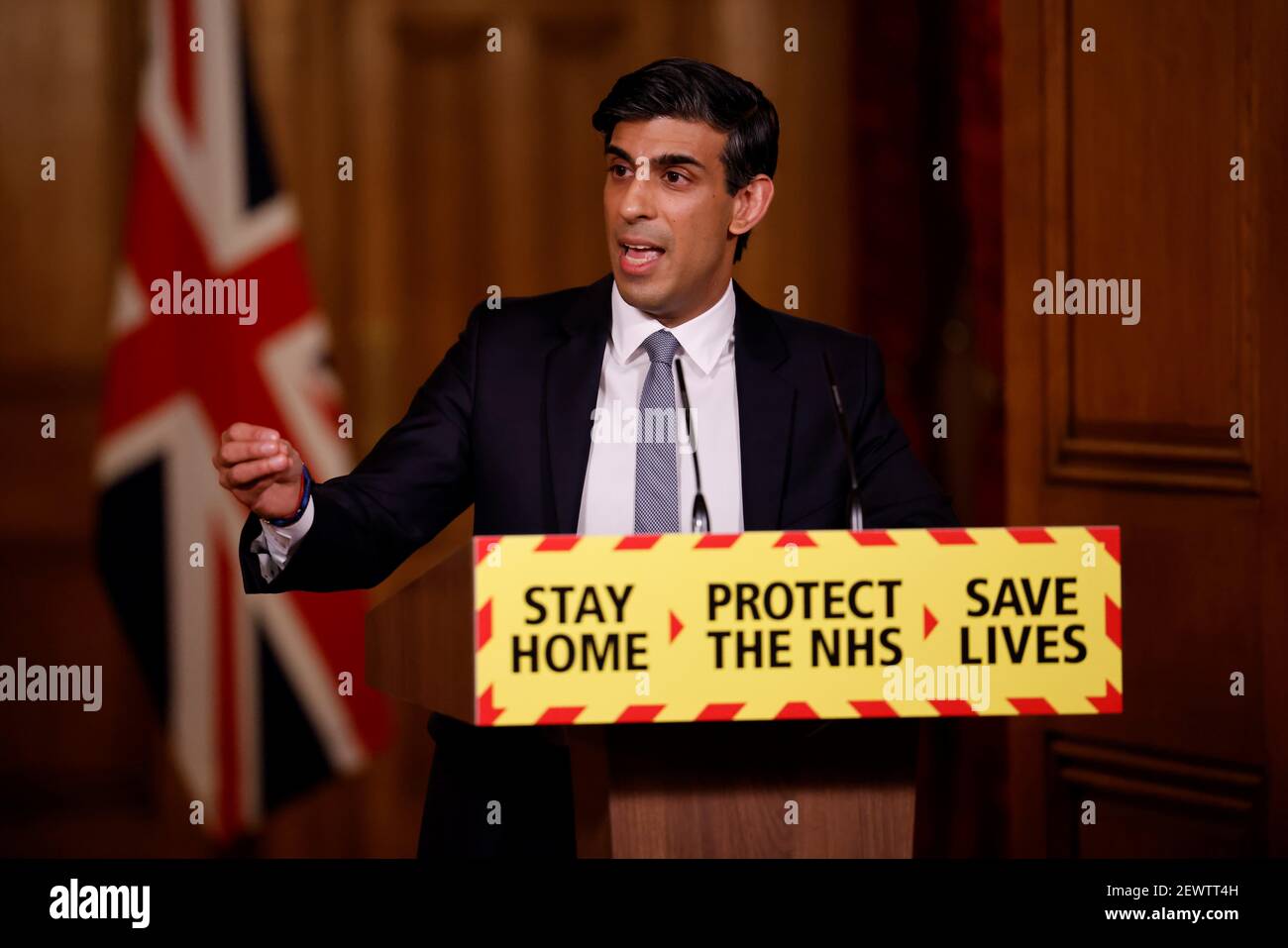 Chancelier de l’Échiquier, Rishi Sunak lors d’une conférence de presse au 10 Downing Street, Londres, à la suite du budget de 2021 à la Chambre des communes. Date de la photo: Mercredi 3 mars 2021. Banque D'Images