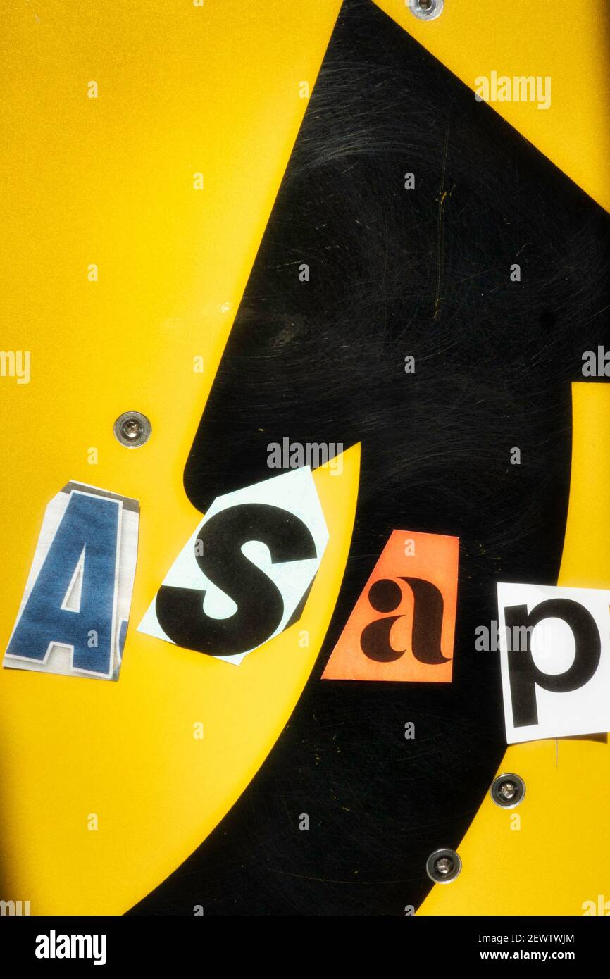 L'acronyme ASAP est court pour 'Dès que possible' et est écrit en topographie de style note de rançon, USA Banque D'Images