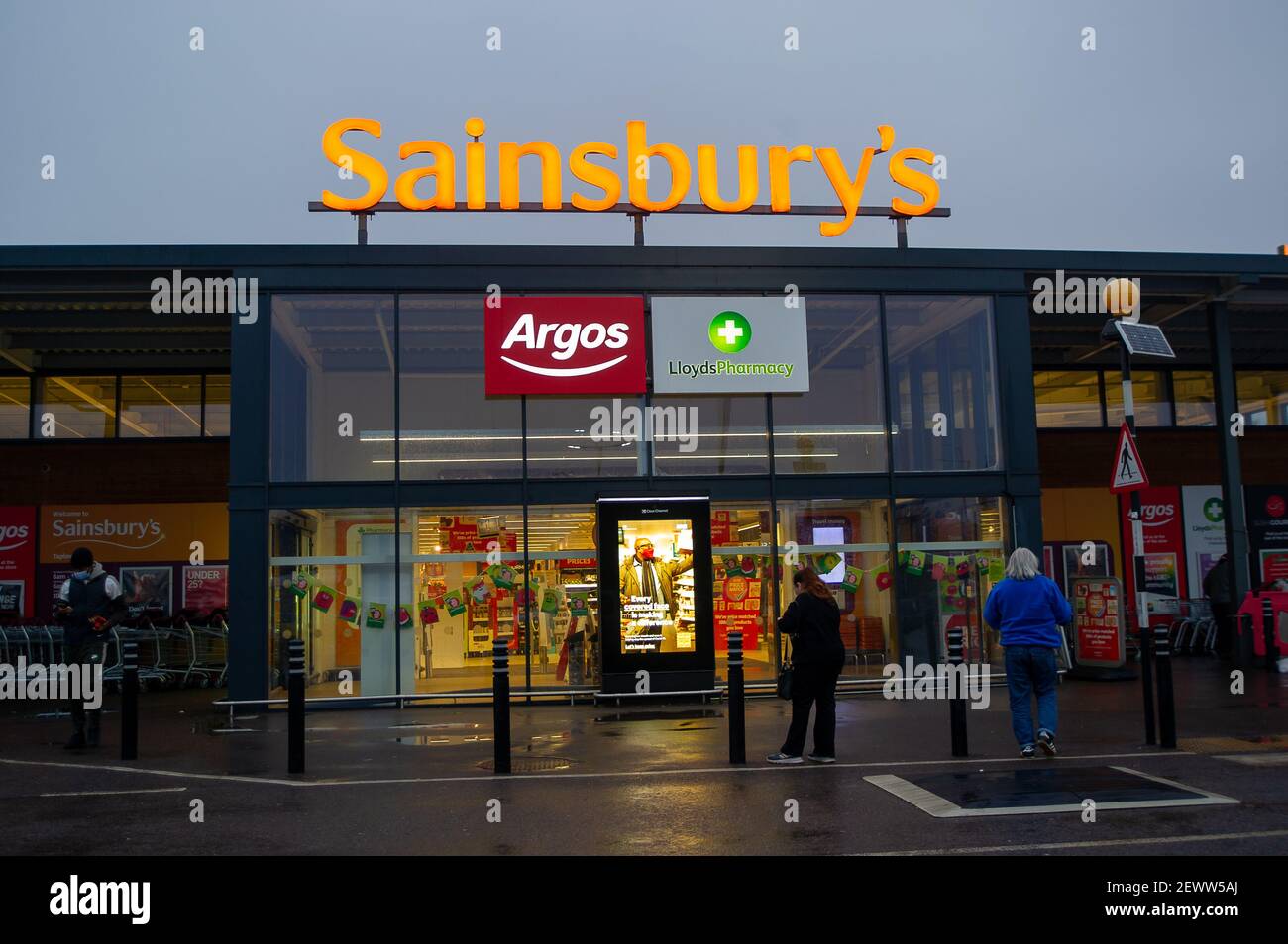 Talaplow, Buckinghamshire, Royaume-Uni. 3 mars 2021. Le supermarché  Sainsbury a annoncé aujourd'hui qu'environ 1,150 emplois risquaient de se  voir délocalisés à la suite d'une restructuration. Le siège social et les  emplois dans