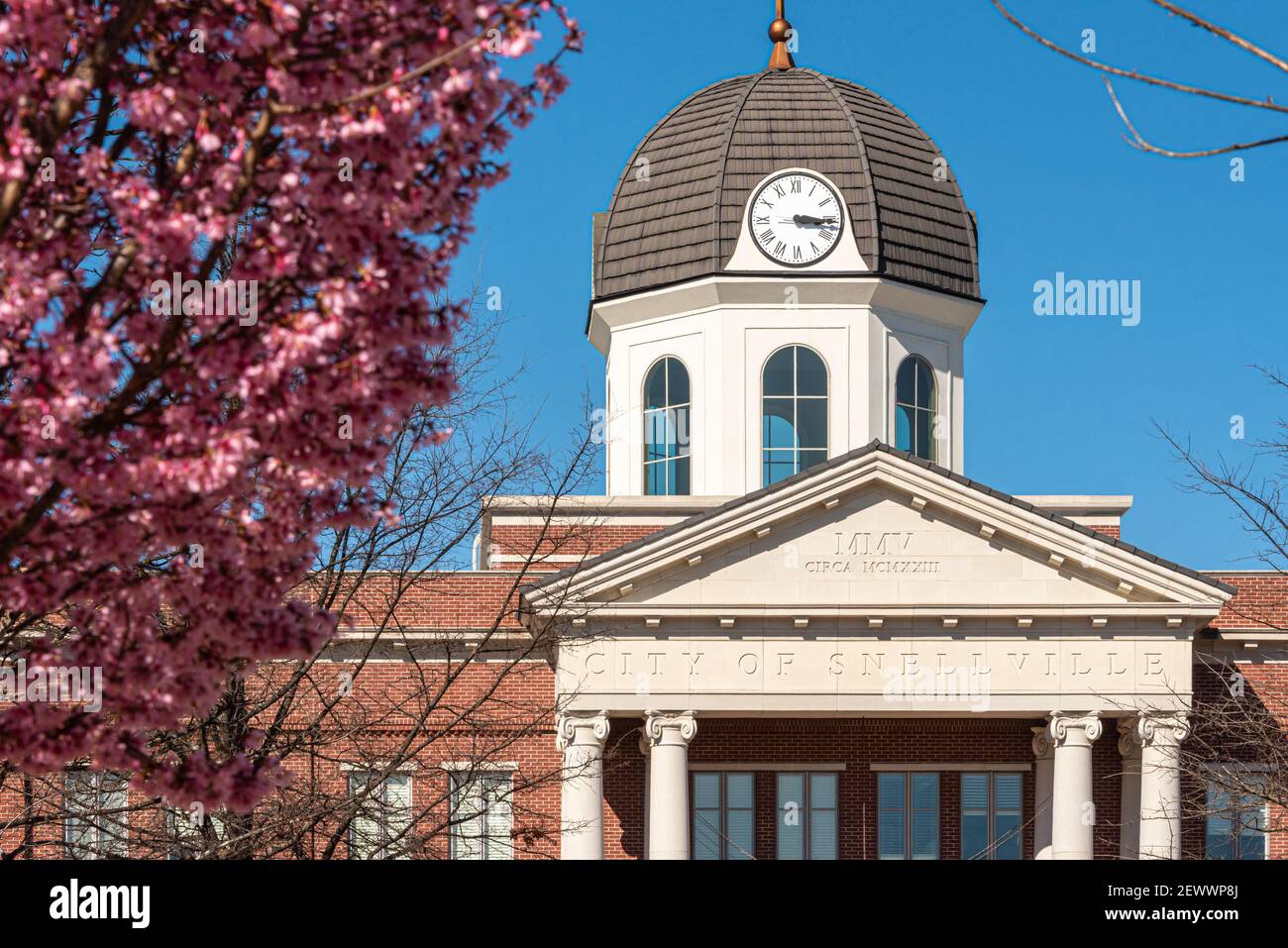 Hôtel de ville et palais de justice de Snellville, à Snellville, en Géorgie, juste à l'extérieur d'Atlanta. (ÉTATS-UNIS) Banque D'Images