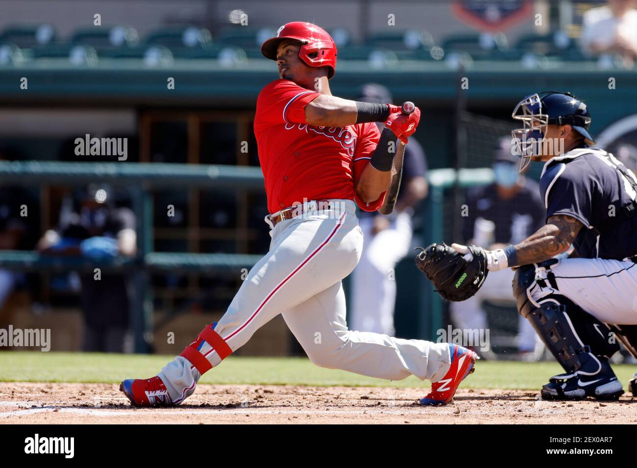 LAKELAND, FL - MARS 3: Jean Segura (2) des Philadelphia Phillies chauves-souris lors d'un match de baseball de la Grapeloum League contre les Detroit Tigers à Publii Banque D'Images