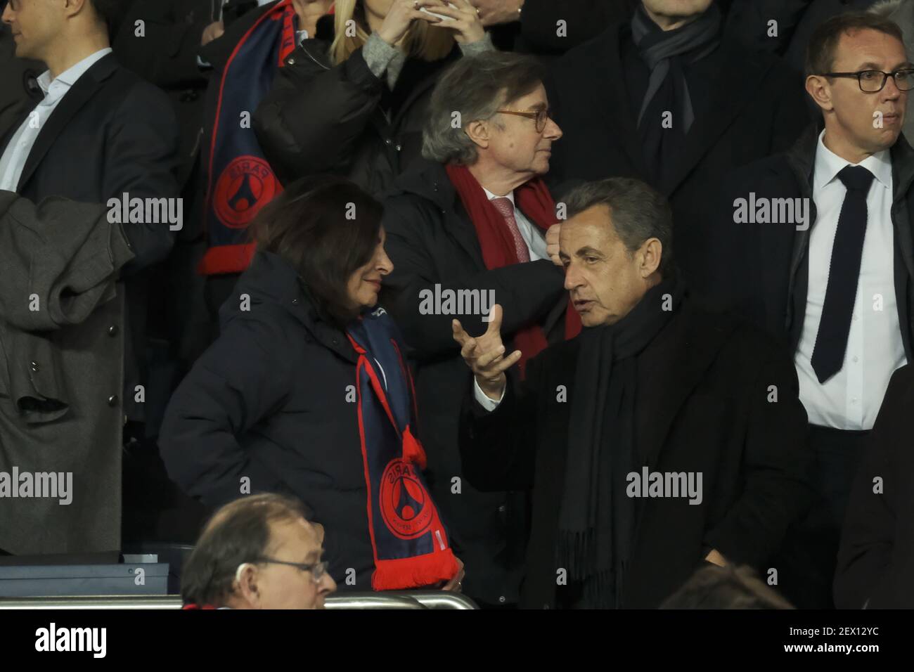 Paris, France. 4 mars 2021. NICOLAS SARKOZY, à droite, ancien président de la république française, a été condamné à trois ans de prison, dont un fermé, par la Cour pénale de Paris pour corruption dans l'affaire des écoutes. Condamné à trois ans de prison, dont l'un est fermé, l'ancien Président de la République devrait voir sa peine modifiée, comme le prévoit la loi, et procéder à sa détention à domicile avec un bracelet électronique. Crédit : Pierre Stevenin/ZUMA Wire/Alay Live News Banque D'Images