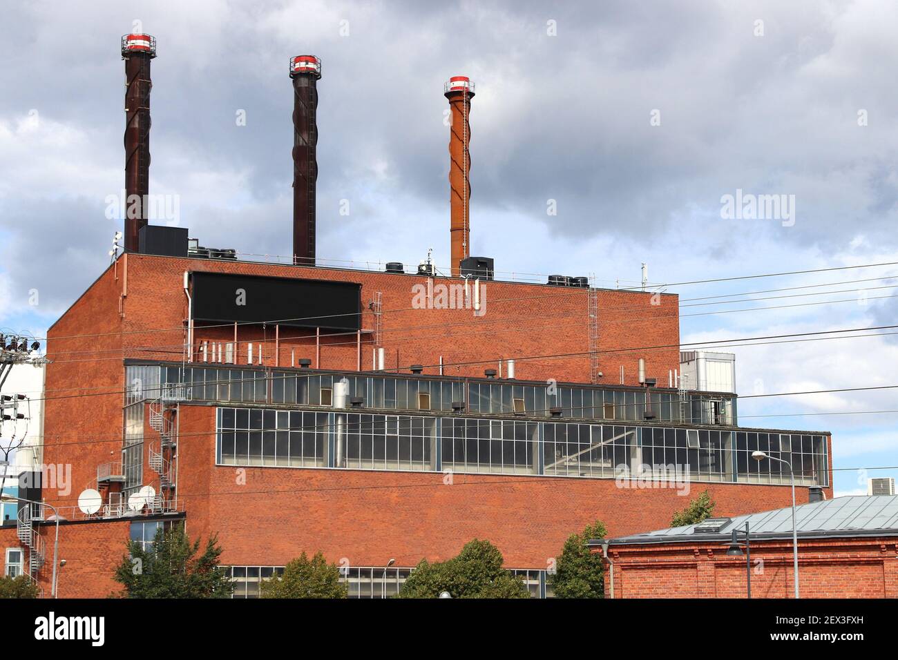 LINKOPING, SUÈDE - 25 AOÛT 2018 : centrale électrique à cogénération (CHP) à Linkoping, en Suède. Il dispose de trois chaudières, alimentées par du bois recyclé, Banque D'Images