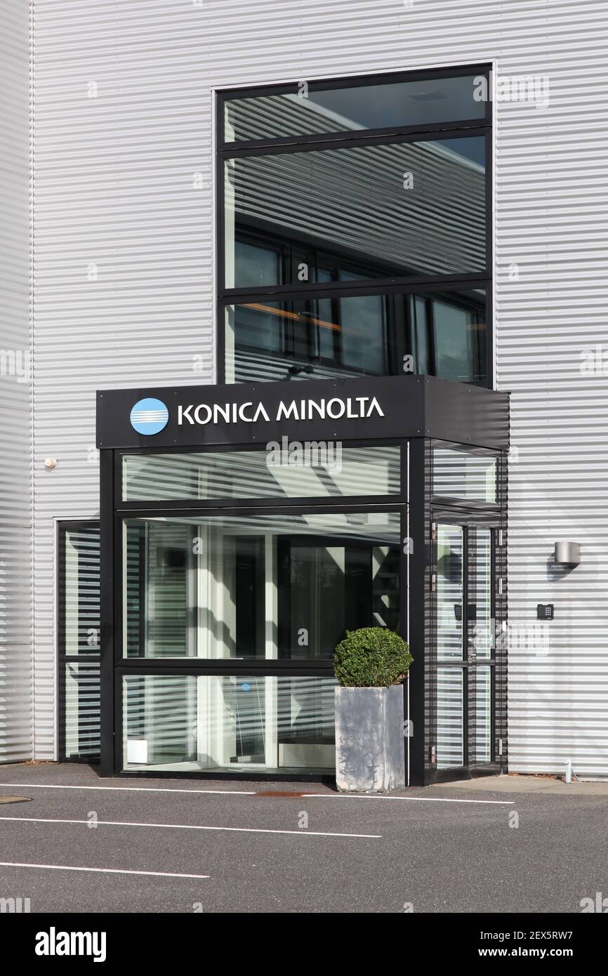Aalborg, Danemark - 13 juillet 2017 : immeuble de bureaux Konica Minolta. Konica Minolta est une société de technologie japonaise Banque D'Images