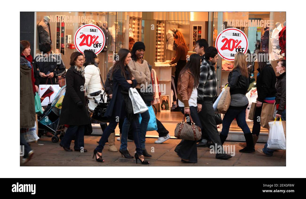 Xmas Crunch Sales on Oxford Street photo de David Sandison L'indépendant Banque D'Images