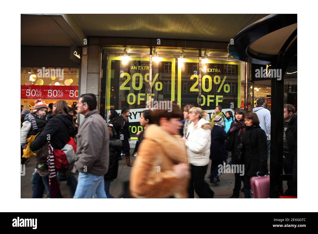 Xmas Crunch Sales sur Oxford Street 21/12/2008 photo de David Sandison l'indépendant Banque D'Images