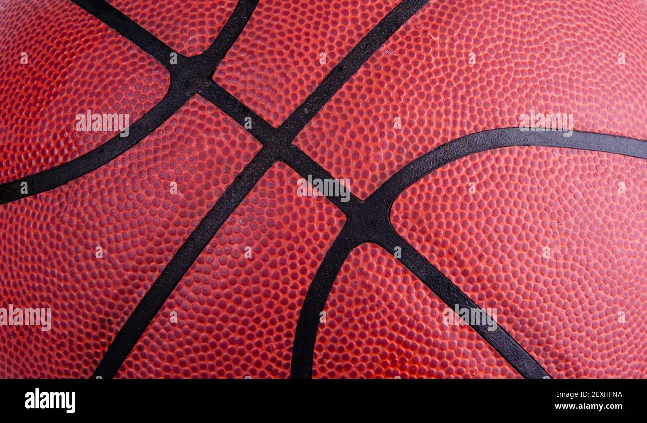 Basket-ball Close up Vue Partielle sur lignes de motifs galets isolés Banque D'Images