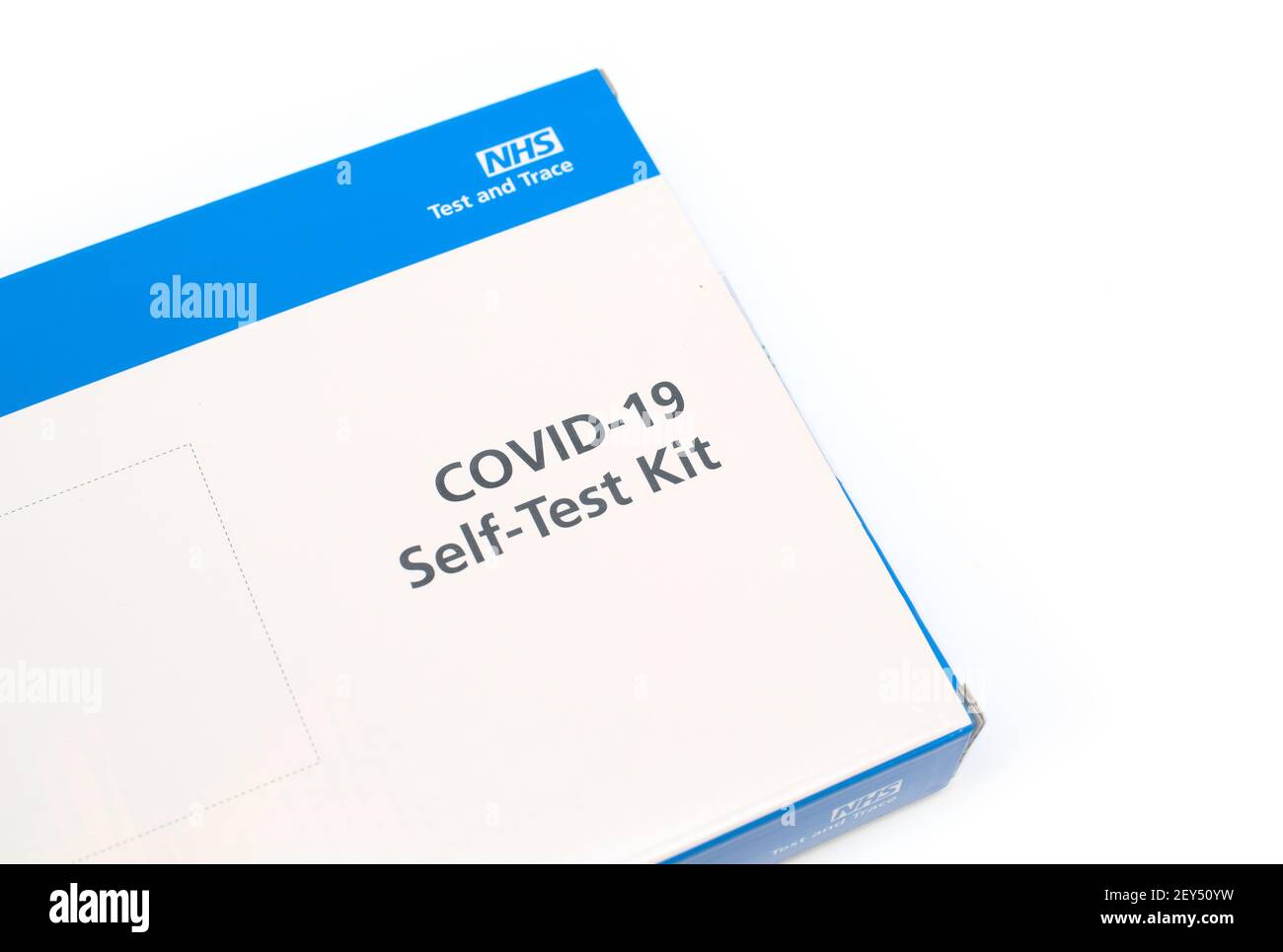 Boîte de kit d'autotest Covid-19 Banque D'Images