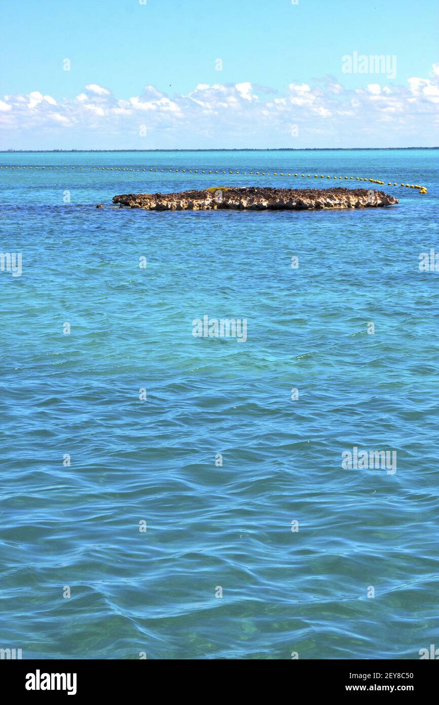 Isla contoy au mexique vague de chute de mer Banque D'Images