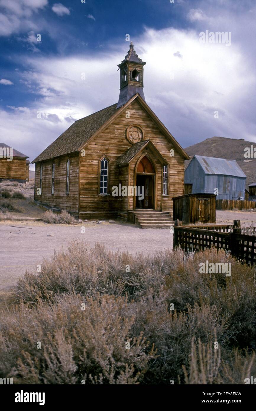 Ancienne église de Ghost Town à Bodie, CA Banque D'Images