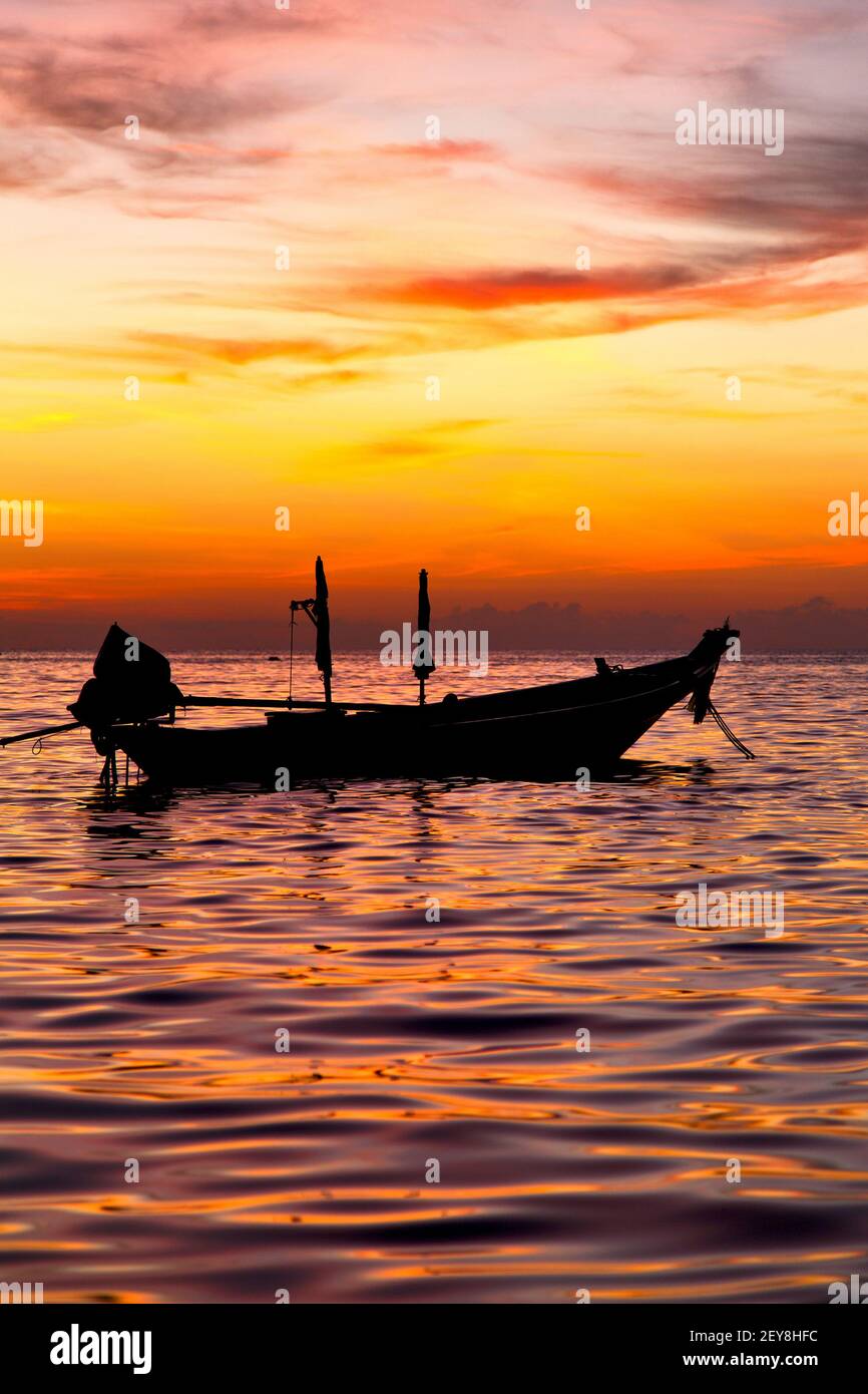 Lever du soleil et la mer de chine de kho tao en thaïlande Banque D'Images