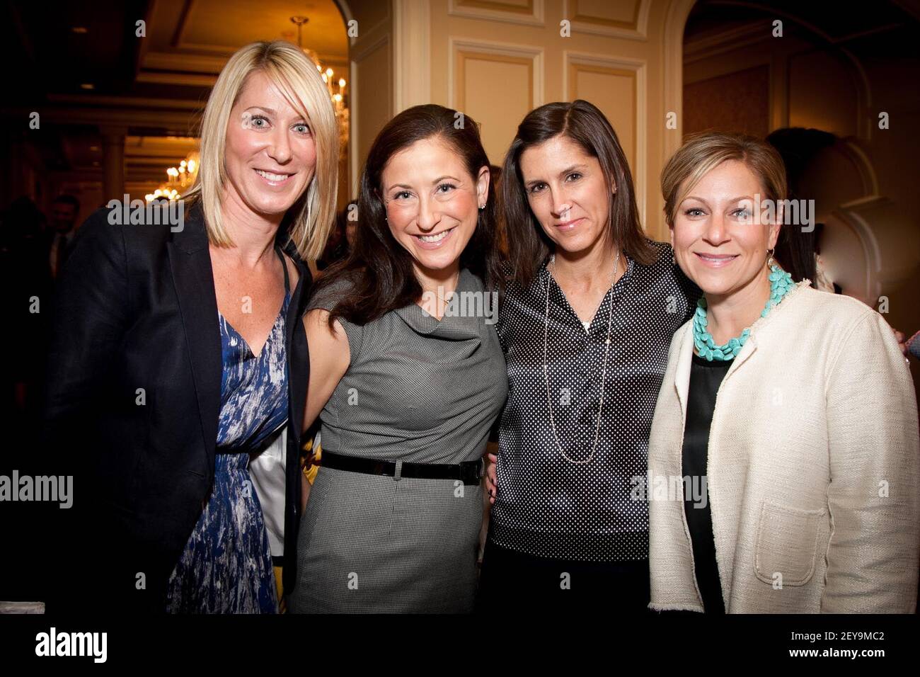 Liz Rodoni, Victoria Dade, Kristin McKnight, Courtney Hurley - 8 février 2013 - San Francisco, CA - Bay Area Discovery Museum's Creativity Forum 2013 tenu au Ritz-Carlton, San Francisco, Californie. Crédit photo: Tara Luz Stevens/Drew Altizer/Sipa USA Banque D'Images
