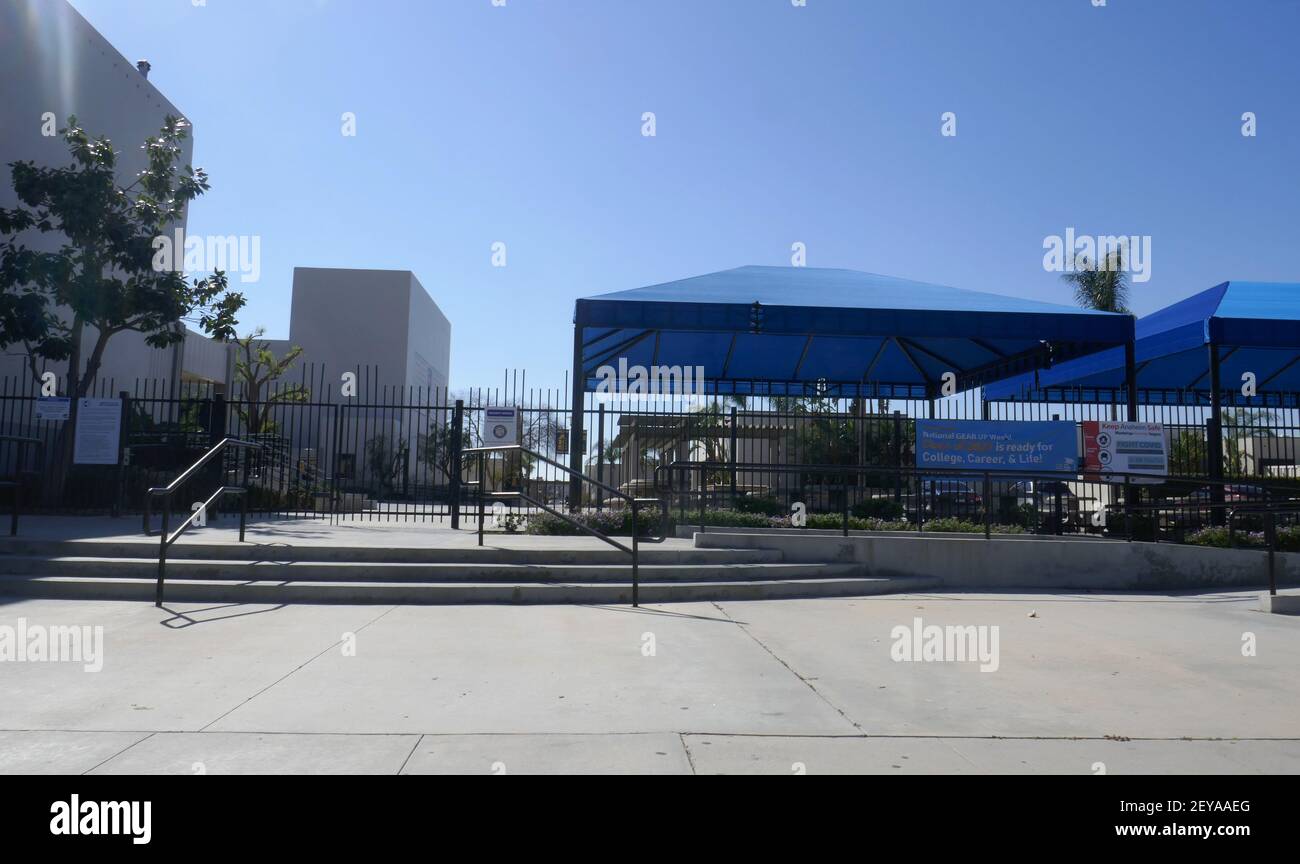 Anaheim, Californie, États-Unis 4 mars 2021 UNE vue générale de l'atmosphère de l'Anaheim High School, où le musicien sans doute Tony Kanal s'est rendu au 811 W. Lincoln Avenue le 4 mars 2021 à Anaheim, Californie, États-Unis. Photo par Barry King/Alay stock photo Banque D'Images