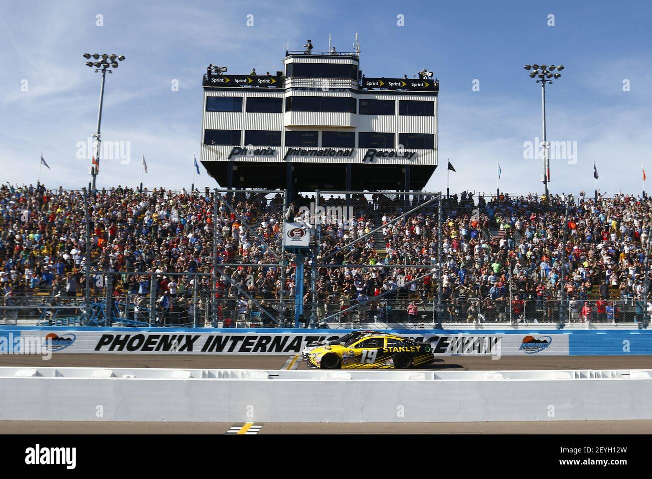 NASCAR: Mar 13 bon Sam 500(k) Banque D'Images