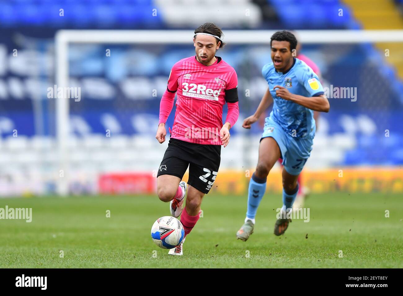 BIRMINGHAM, ROYAUME-UNI. 6 MARS Patrick Roberts du comté de Derby en action pendant le match de championnat Sky Bet entre Coventry City et le comté de Derby à St Andrews, Birmingham le samedi 6 mars 2021. (Credit: Jon Hobley | MI News) Credit: MI News & Sport /Alay Live News Banque D'Images