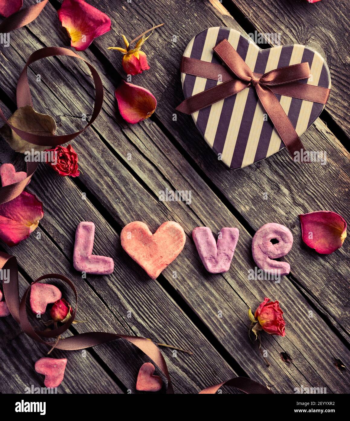 Boîte cadeau de la Saint-Valentin « Word Love with Valentines Day » Banque D'Images