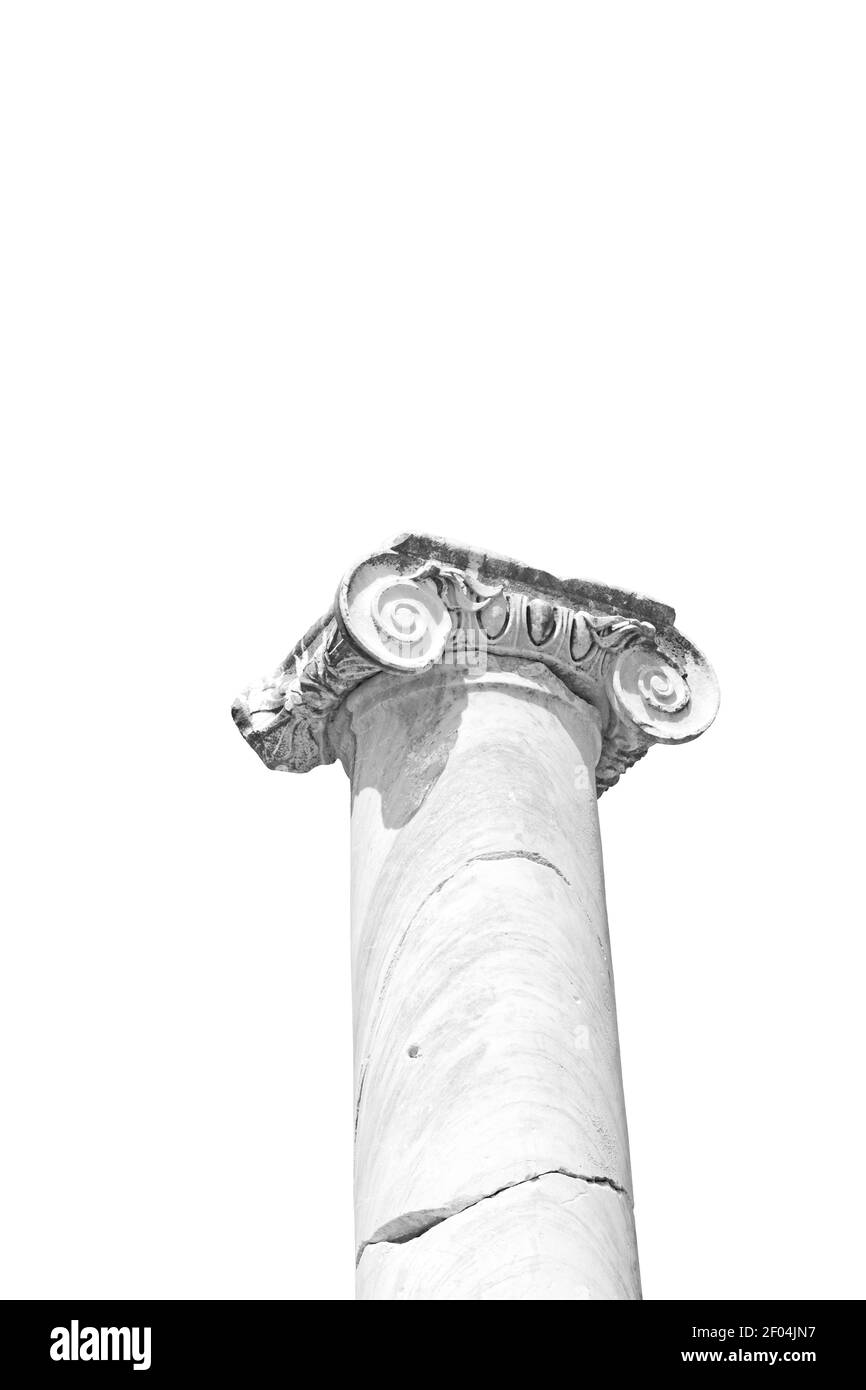 Colonne dans le vieux temple et théâtre à ephèse antalya turquie l'asie est le ciel des ruines Banque D'Images