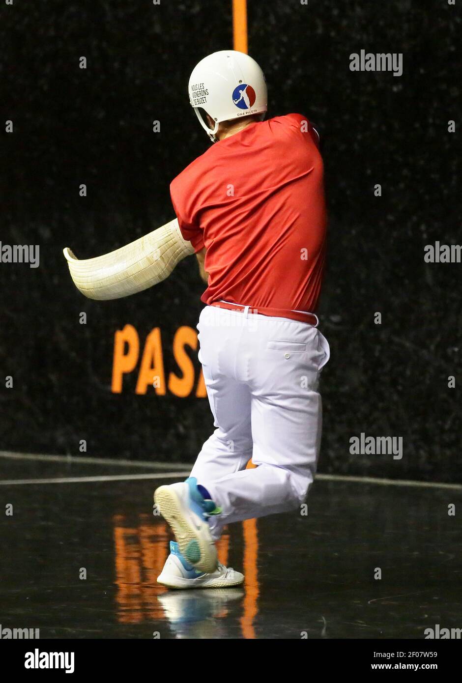Cesta punta. Pelota sport basque. Jai-Alai Biarritz. Pays basque. France. Banque D'Images