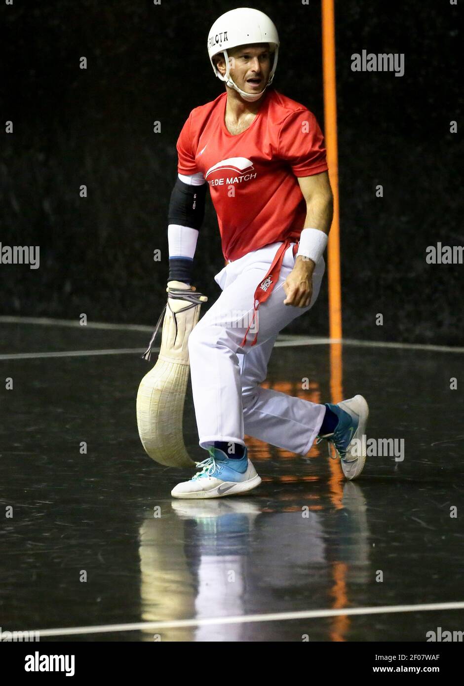 Cesta punta. Pelota sport basque. Jai-Alai Biarritz. Pays basque. France. Banque D'Images