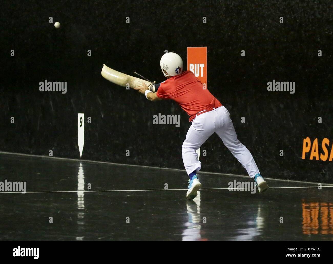 Cesta punta. Pelota sport basque. Jai-Alai Biarritz. Pays basque. France. Banque D'Images