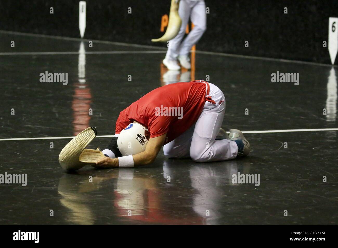 Cesta punta. Pelota sport basque. Jai-Alai Biarritz. Pays basque. France. Banque D'Images