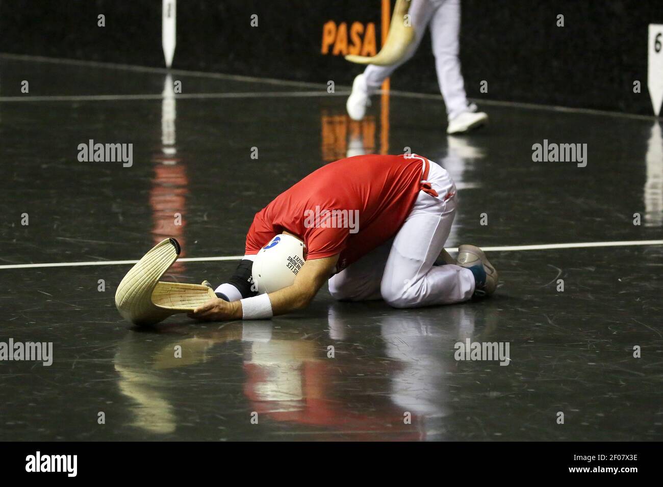 Cesta punta. Pelota sport basque. Jai-Alai Biarritz. Pays basque. France. Banque D'Images