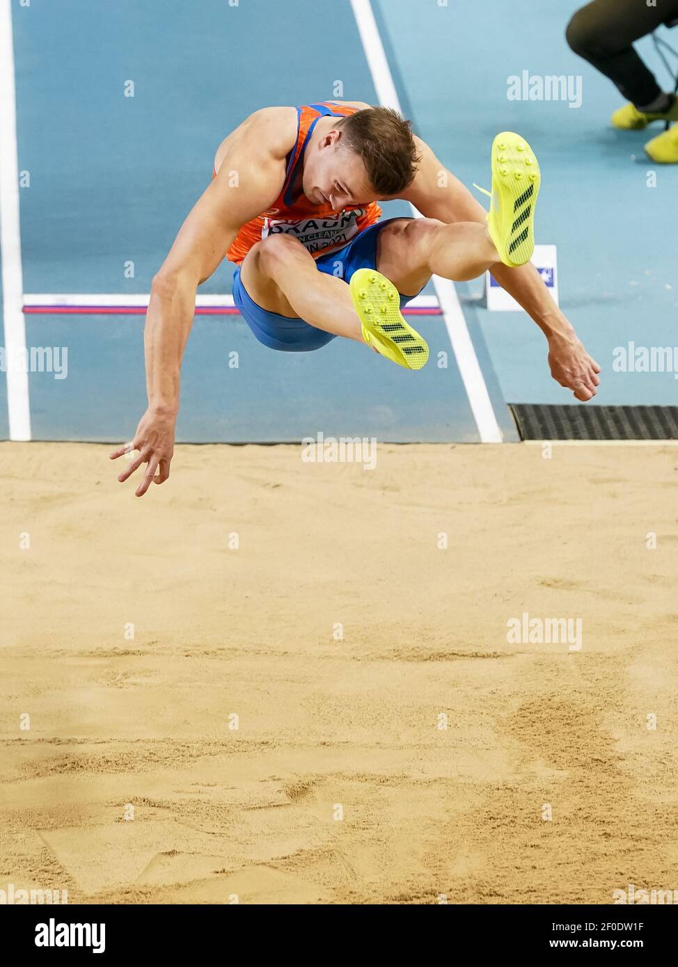TORUN, POLOGNE - MARS 6: Pieter Braun des pays-Bas participant au saut long Heptathlon masculin lors du Championnat européen d'athlétisme en intérieur Banque D'Images