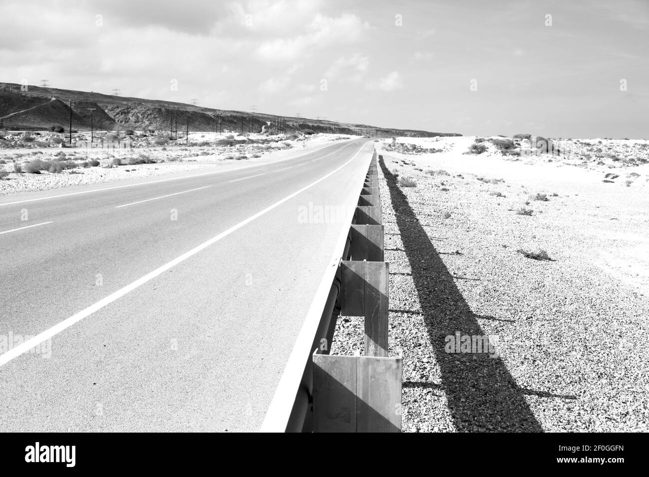 En oman, ancienne route asphaltée Banque D'Images