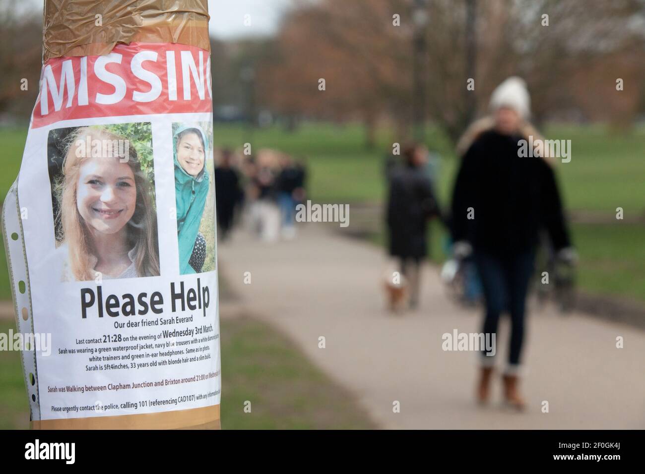 Londres, Royaume-Uni, 7 mars 2021: Affiches appel à l'aide pour trouver la femme disparue Sarah Everard. On n'a pas entendu parler de l'enfant de 33 ans depuis mercredi soir, quand elle est entrée à pied. Anna Watson/Alay Live News Banque D'Images