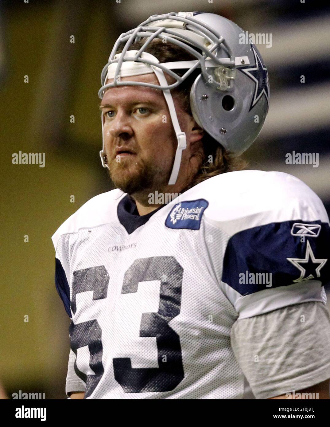Le garde des Cowboys de Dallas, Kyle Kosier, est présenté au Cowboys' camp d'entraînement d'été à l'Alamodome à San Antonio, Texas, le jeudi 29 juillet 2010. (Photo de Ron Jenkins/fort Worth Star-Telegram/MCT/Sipa USA) Banque D'Images
