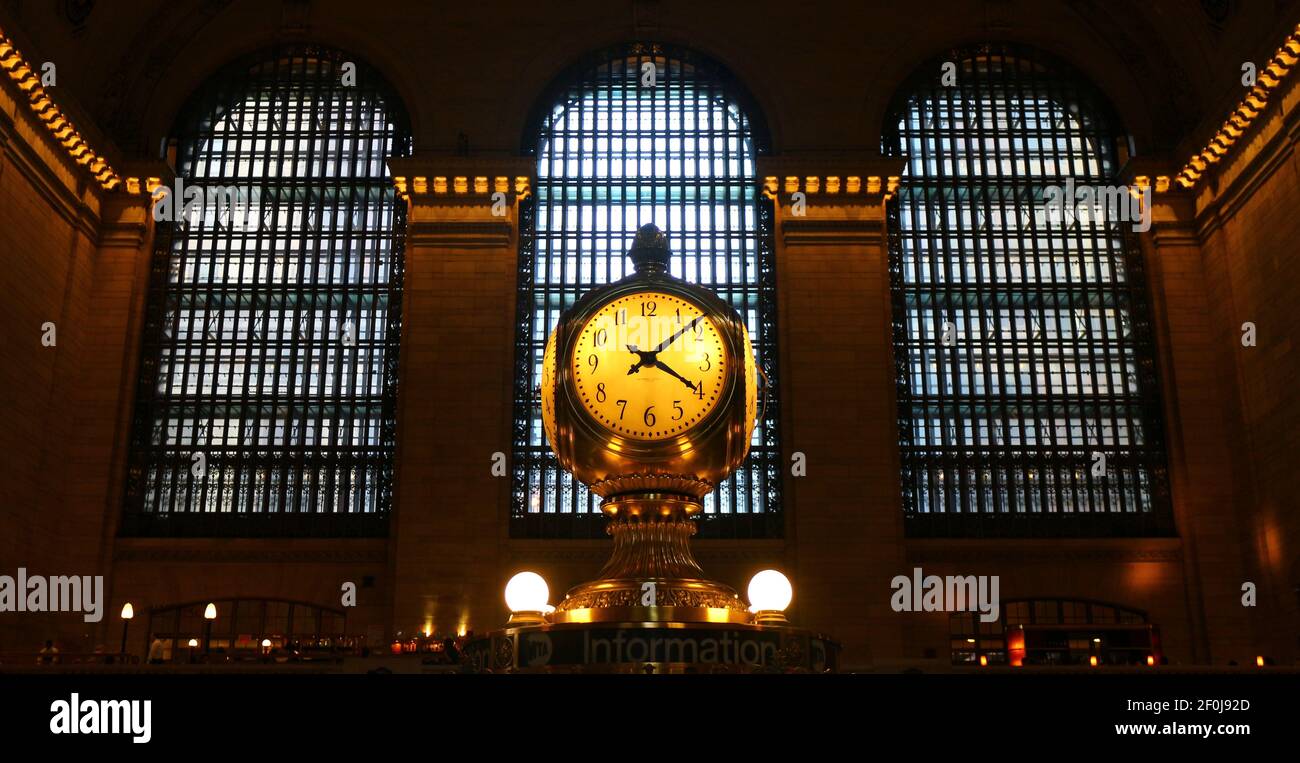 L'emblématique horloge de la gare dans le hall du Grand Central terminal, New York, États-Unis Banque D'Images