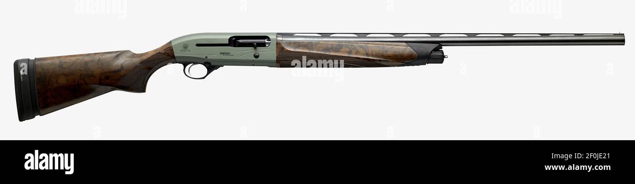 L'A400 Xplor Unico est un fusil semi-automatique de Beretta. Ce fusil de chasse léger et élégant de calibre 12 peut tirer trois coquilles (jusqu'à 3 1/2 pouces) en moins d'une seconde et est doté d'un amortisseur qui arrêtera jusqu'à 60 pour cent du coup. 1,725 $ www.berettausa.com. (Photo de MCT) Banque D'Images