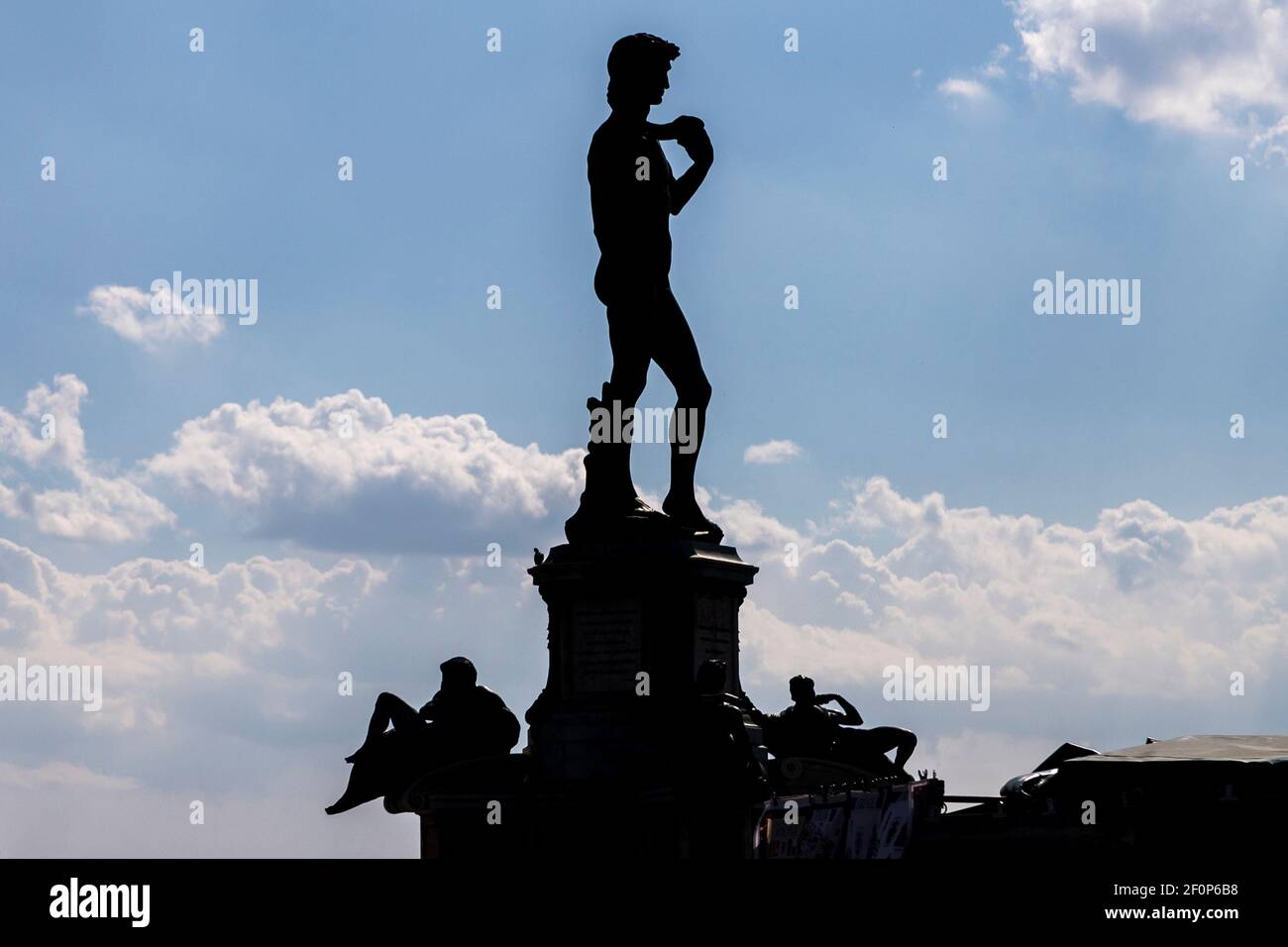 Statue de David, Piazza Michelangelo à Florence, Italie. Silhouette Banque D'Images